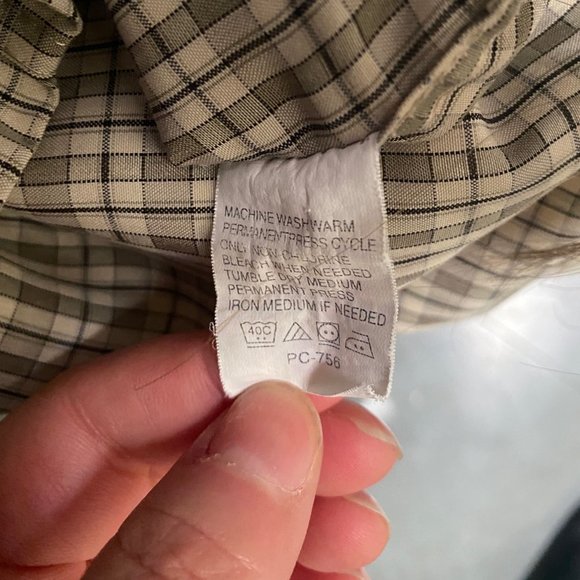 Van Heusen Men's Button Down Dress Shirt, Medium, 15-15.5, Pre-owned - Picture 7 of 7